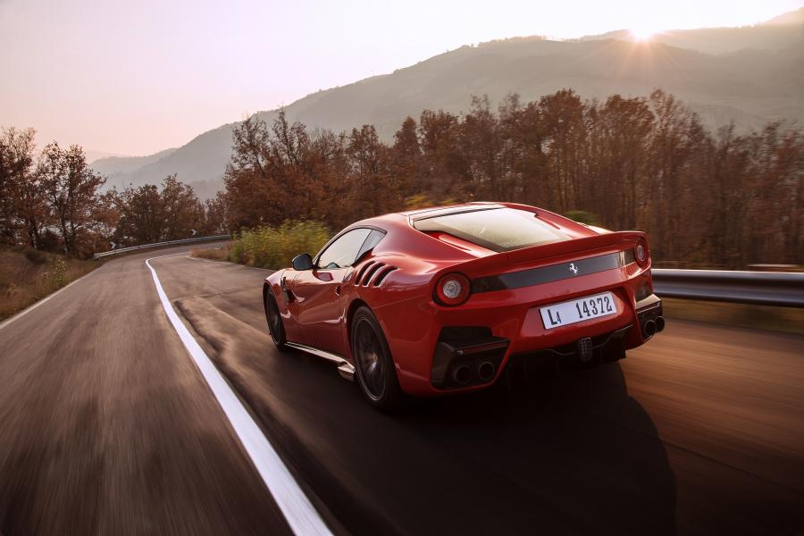  Ferrari F12tdf 2015 года  (WW) (фото 28 из 40)